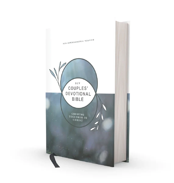 NIV, COUPLES' DEVOTIONAL BIBLE (BUILD A BIBLICAL FOUNDATION FOR YOUR MARRIAGE), HARDCOVER, COMFORT PRINT